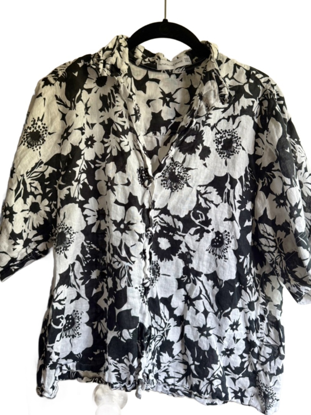 Faithfull the Brand Deloria Black & White Button-Down Top in Caronia Floral